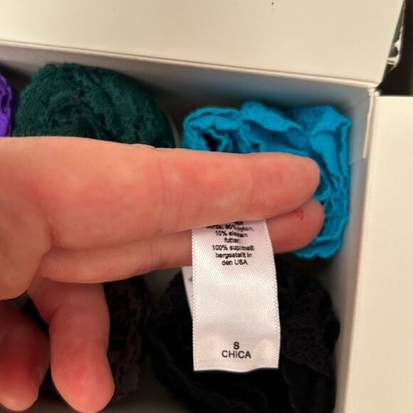 Hanky Panky Lace Panties Set - Pink, Blue, Red, Black - Picture 3 of 5